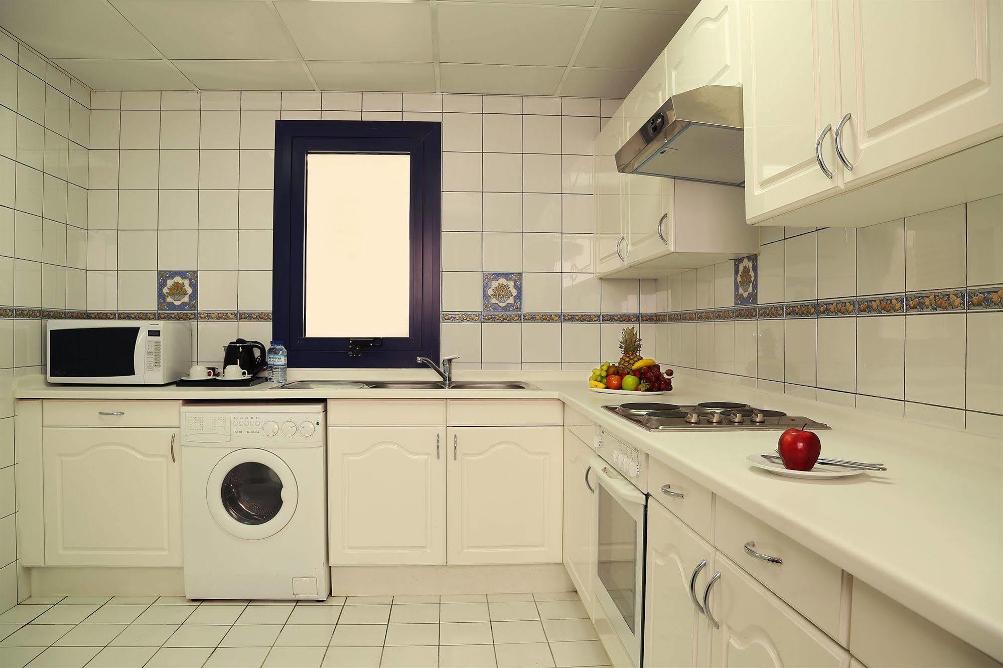أبو ظبي Oriental Hotel Apartments المظهر الخارجي الصورة